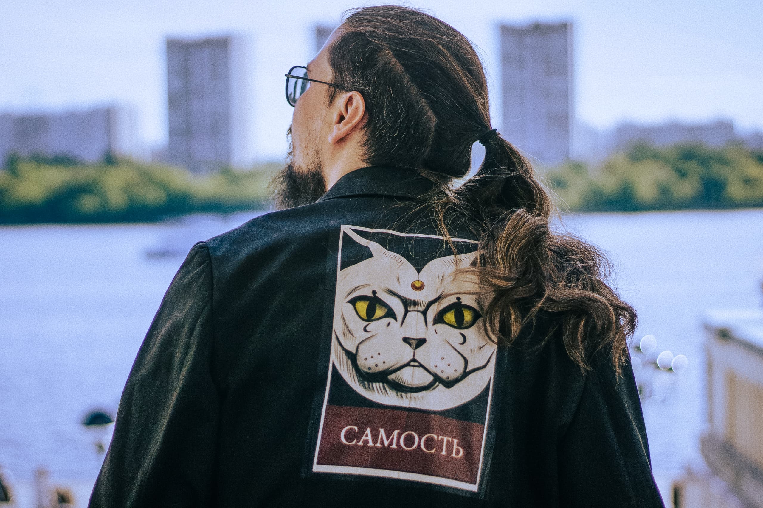 slide-038e1941-b7a5-424b-bee8-ca23bc773b92