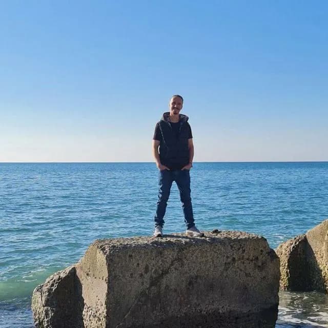 slide-3fe0ca3f-45e7-496e-b5c5-d635e1455793