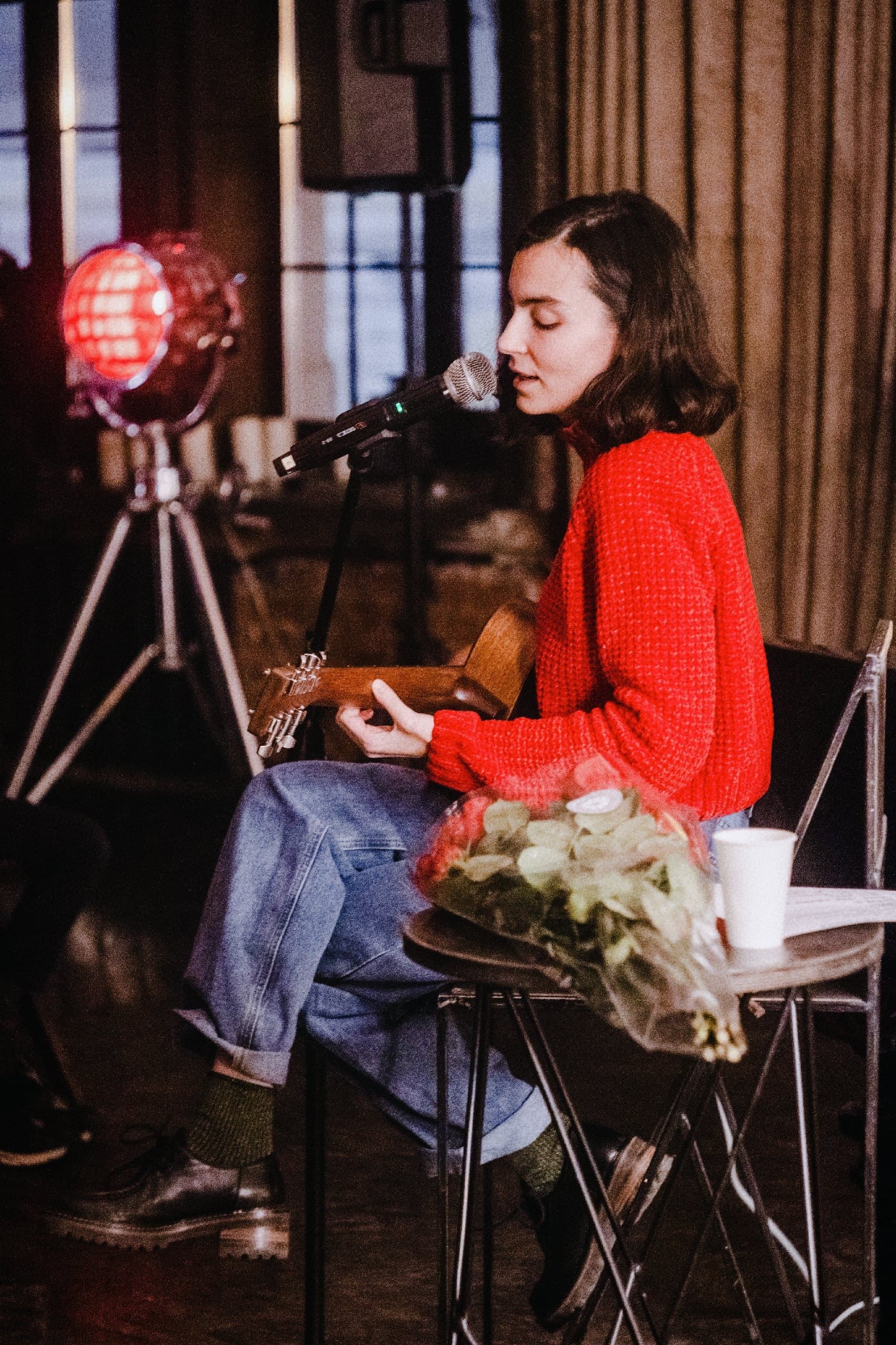 slide-b27afa05-6e18-4150-9c9d-a91f9afe88a0