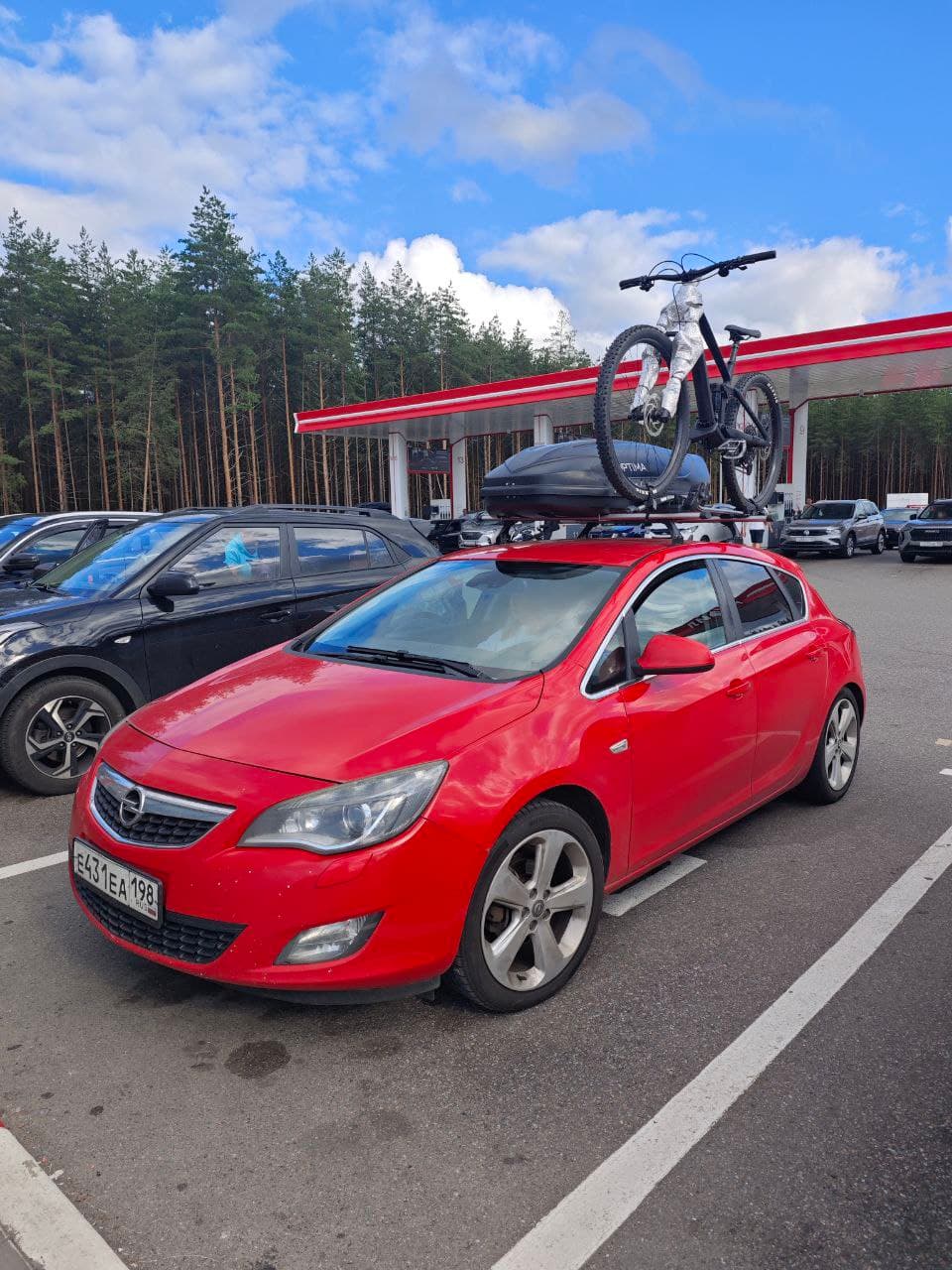 slide-1c123784-41d8-488b-a07f-fa20ee5c7422